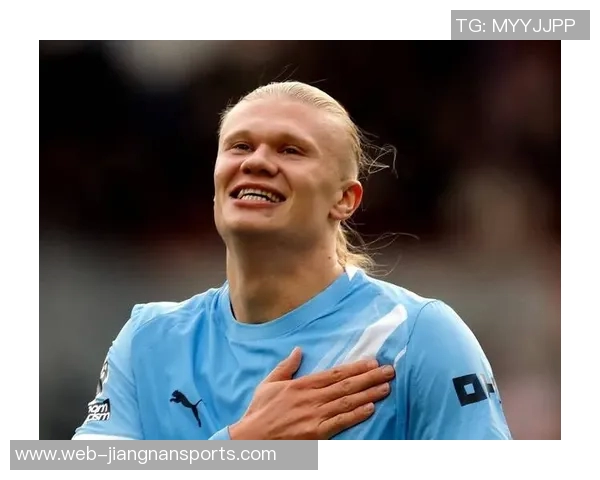 三位顶级前锋数据对比哈兰德凯恩姆巴佩各自表现如何