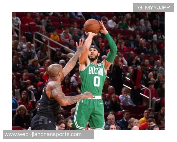 迪林厄姆28分钟高效表现14投10中三分全中助球队大胜正负值高达32 迪林厄姆28分钟高效表现14投10中三分全中助球队大胜正负值高达32