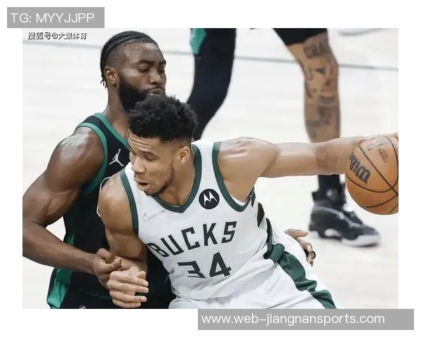 米德尔顿重返赛场半场表现抢眼贡献10分并助攻字母哥制造犯规 米德尔顿重返赛场半场表现抢眼贡献10分并助攻字母哥制造犯规