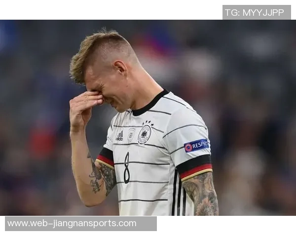 拉基蒂奇盛赞魔笛组合佩德里称其为当今欧洲最佳中场 拉基蒂奇盛赞魔笛组合佩德里称其为当今欧洲最佳中场