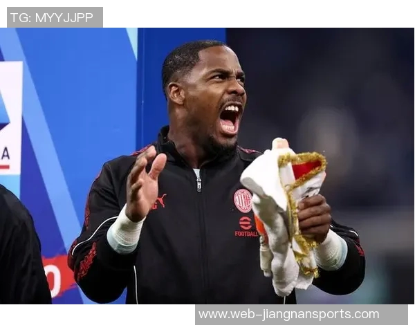 莫雷托透露米兰与迈尼昂续约谈判冷淡尤文图斯或将介入 莫雷托透露米兰与迈尼昂续约谈判冷淡尤文图斯或将介入