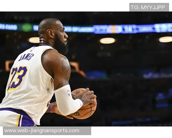 詹姆斯谈球队表现：提升活力是我们每场比赛的目标与挑战