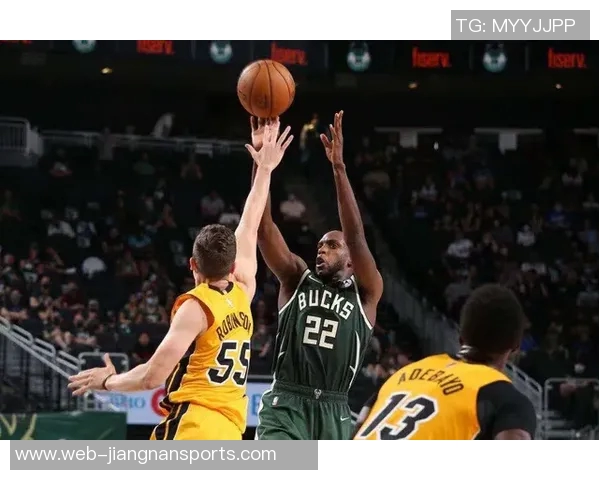 米德尔顿状态低迷全场仅得分2分三分球未能命中还遭遇5次犯规